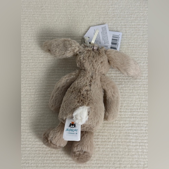 BNWT RARE Jellycat Bashful Beige Bunny Bag Charm Keychain Gift - Picture 4 of 5